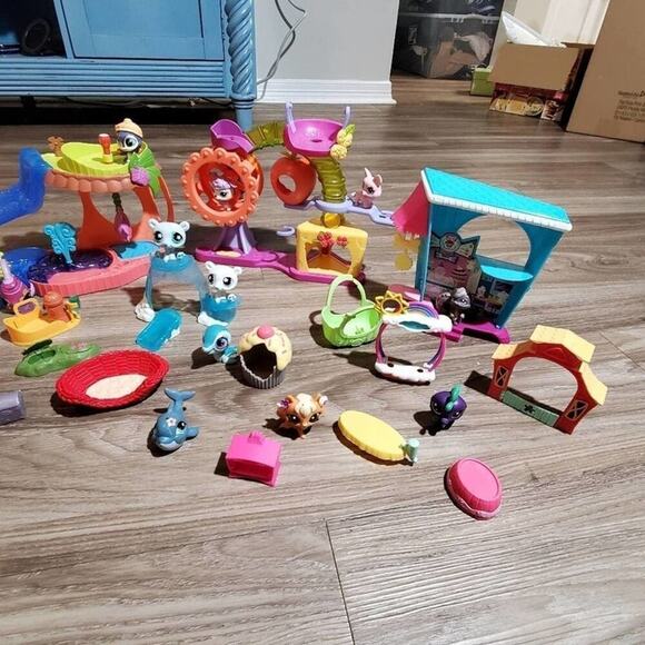 Littlest pet shop bundle lot polar bears whale octopus - Picture 3 of 16